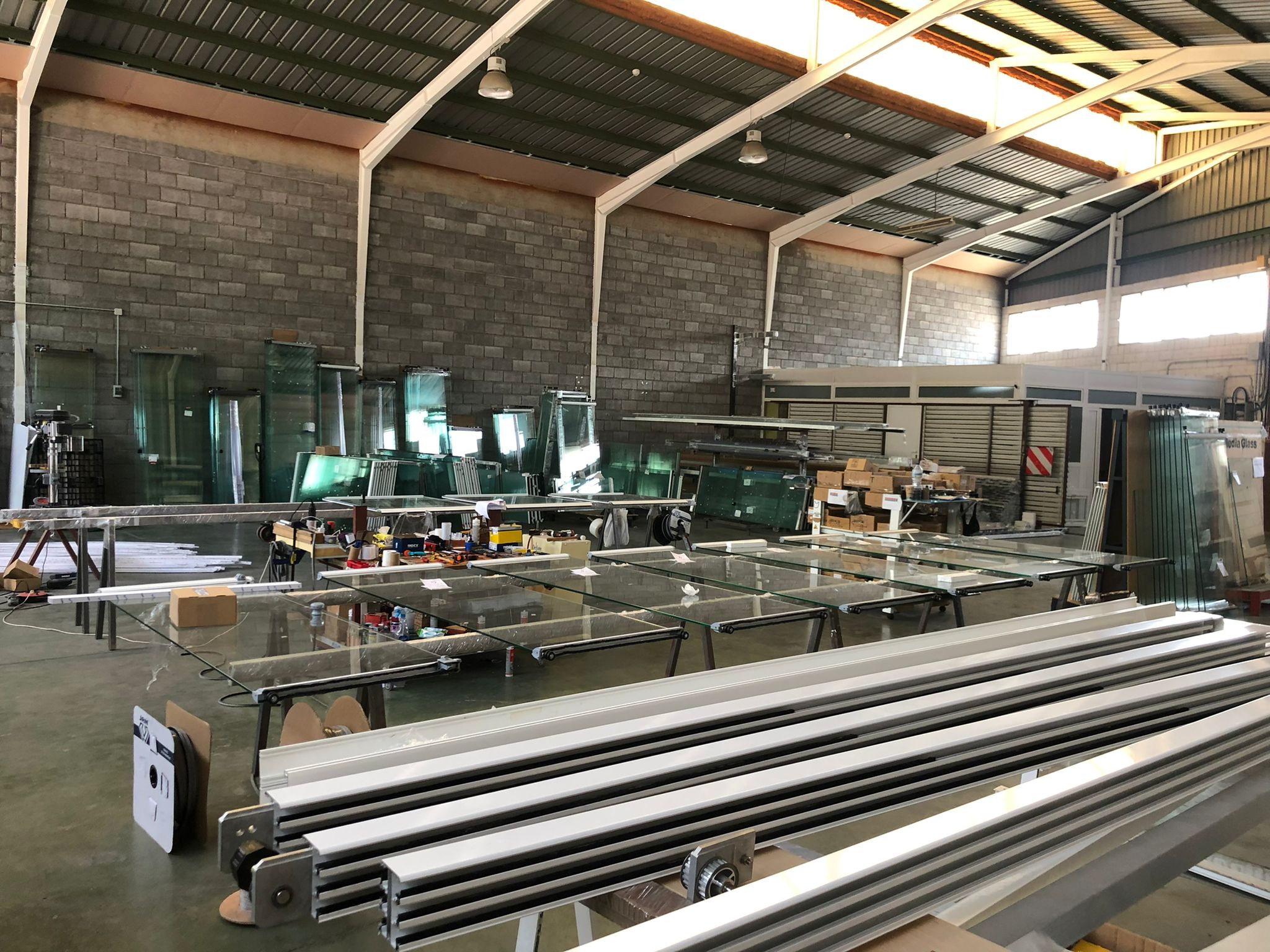 Fabrica de cortinas de cristal y cerramientos de cristal